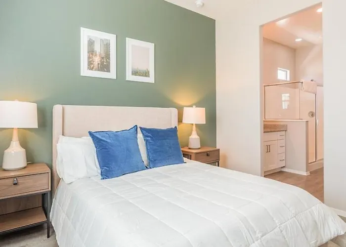 Landing Modern With Amazing Amenities *
