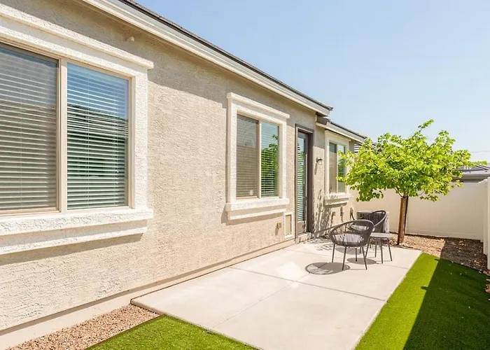 Landing Modern With Amazing Amenities