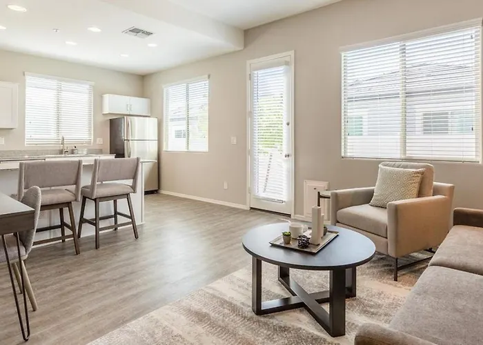 Landing Modern With Amazing Amenities